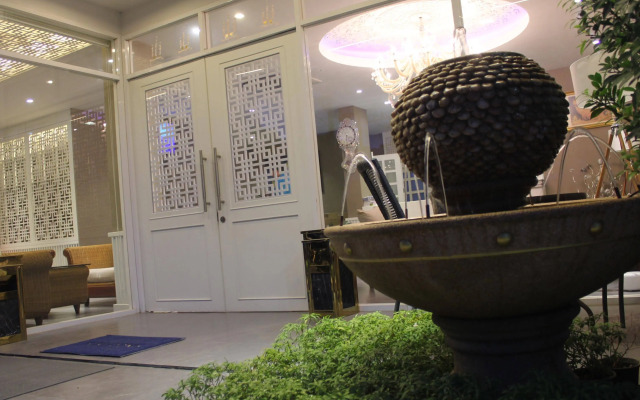 Sino Maison Hotel
