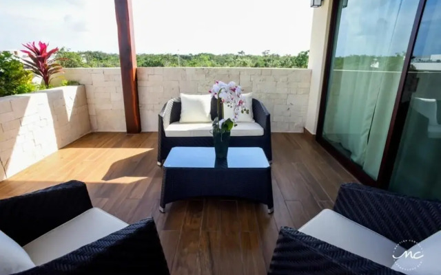 Blue Luxury La Veleta