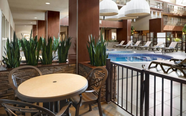 Delta Hotels by Marriott Calgary South
