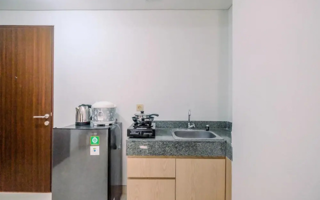 Fully Furnished And Cozy 2Br At Transpark Cibubur Apartment