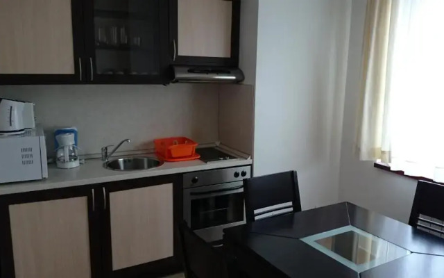 TES Flora Apartments