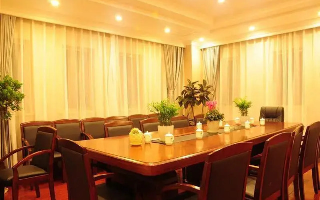 GreenTree Inn Shanghai Fengxian Xidu Business Hotel