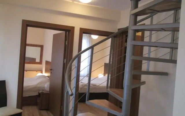 Todorka Views Alexander Services Apartments