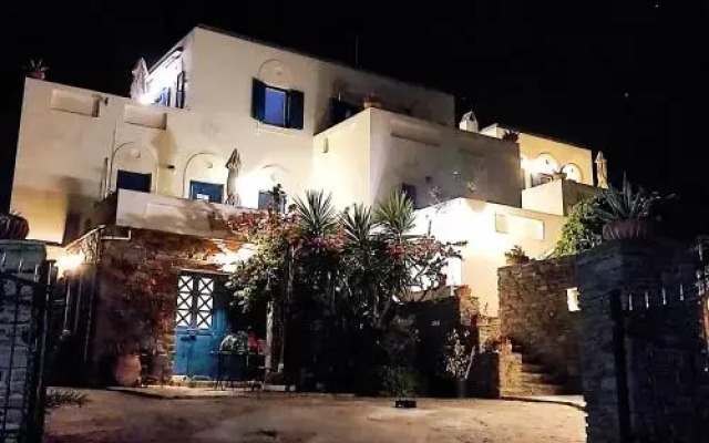 Studios Villa Lontorfou