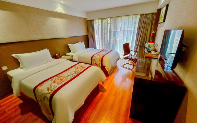 Swiss Lenana Mount Hotel
