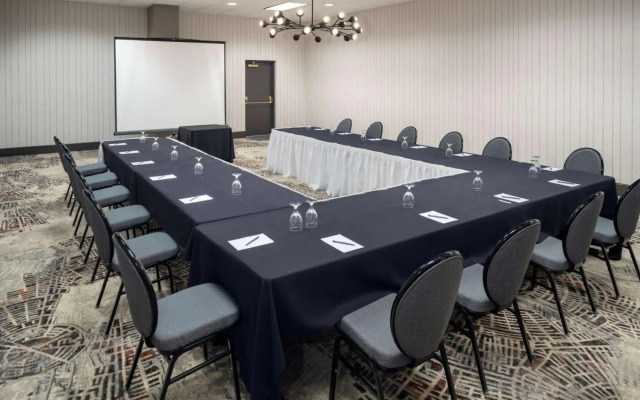 Embassy Suites by Hilton Orlando North