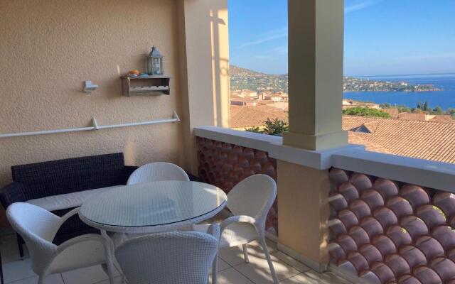 Appartement Saint-Raphaël, 3 pièces, 4 personnes - FR-1-504-591