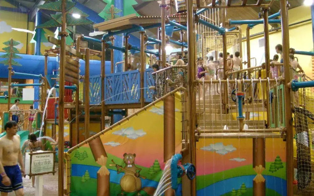 Splash Universe Resort