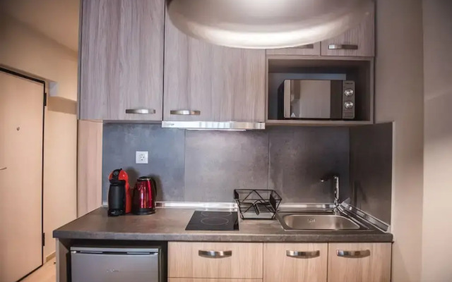 Aura Studios by halu! Apartments