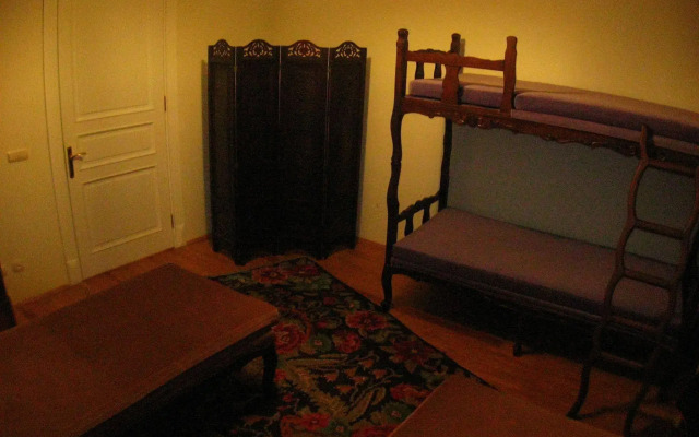 Chambers Of The Boheme - Hostel