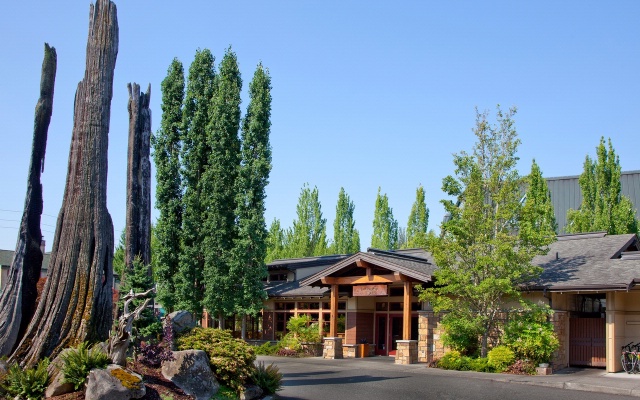Willows Lodge