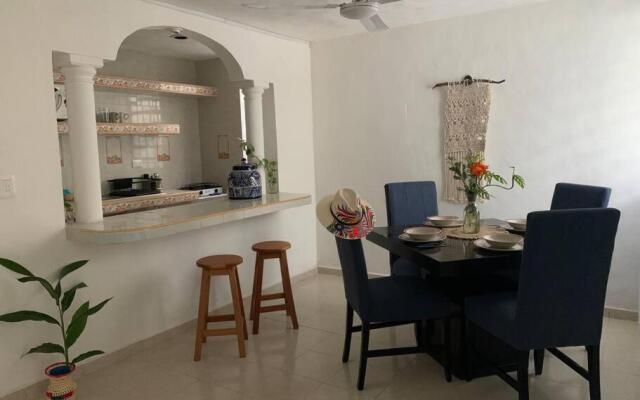 Private Full House with pool and cozy patio