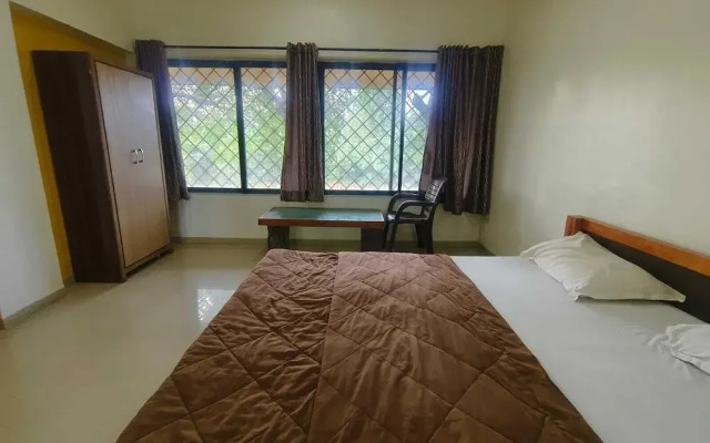 Hornbill Deluxe Hill Resort, Amba Ghat