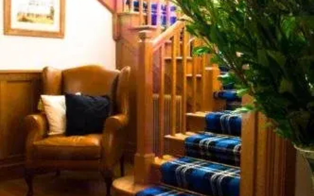 Kinburn Guest House