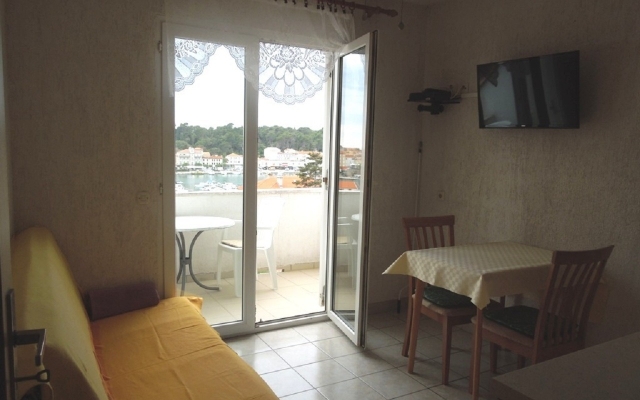 Apartment Josi - free parking: A3 Banjol, Island Rab