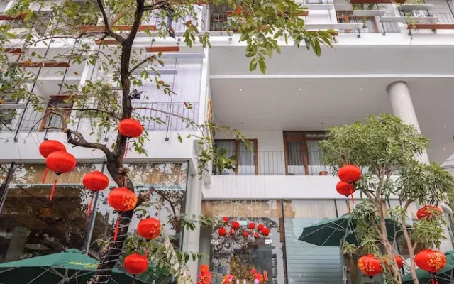 22 Land 50 Truong Cong Giai Hotel