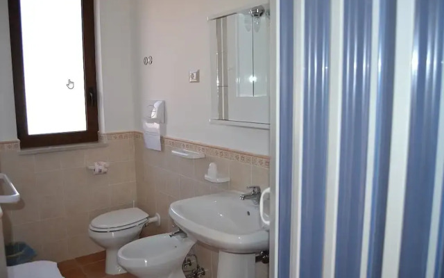 Residence Blue Pearl