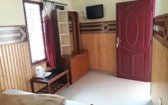 Yogi Residency