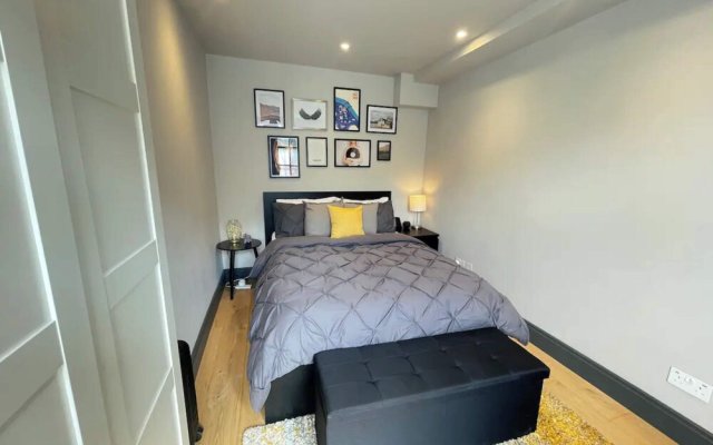 Contemporary 1BD Flat W/garden - Whitechapel