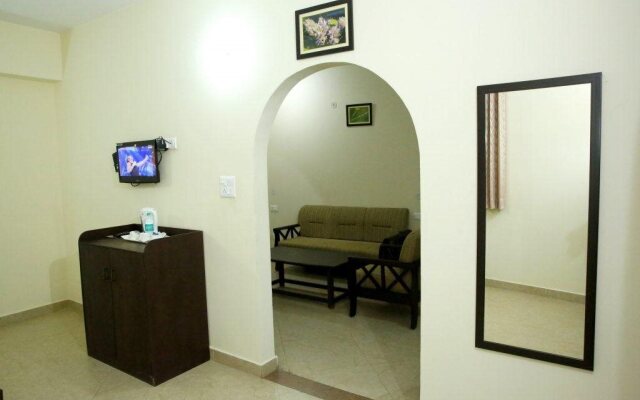 Hotel Avlokan - Near Kainchi Dham Mandir