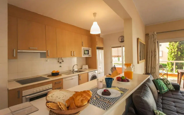 B02 - Fantastic Apartment with Pool