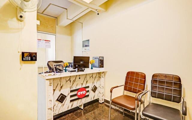 OYO 70119 Happy stay Hotels