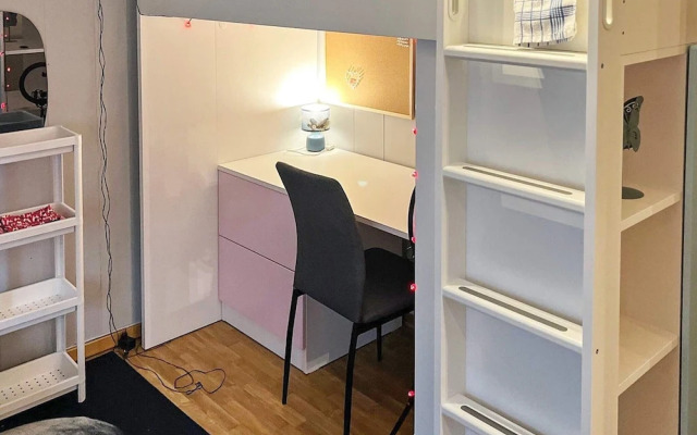 4 Person Holiday Home in Skulestadmo