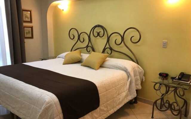 Hotel Plaza Ejecutivo