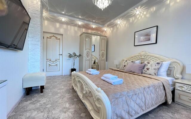 Сутки как дома на улице Дуси Ковальчук