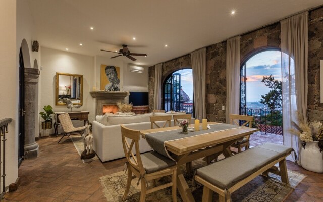 Panoramic Paradise 3BR Overlooking SMA