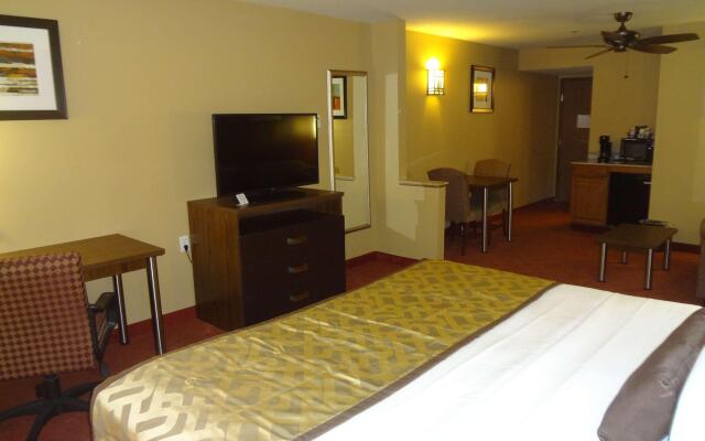 Best Western Plus Woodland Hills