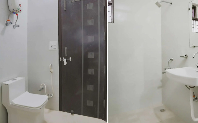 R P Residency by OYO Rooms