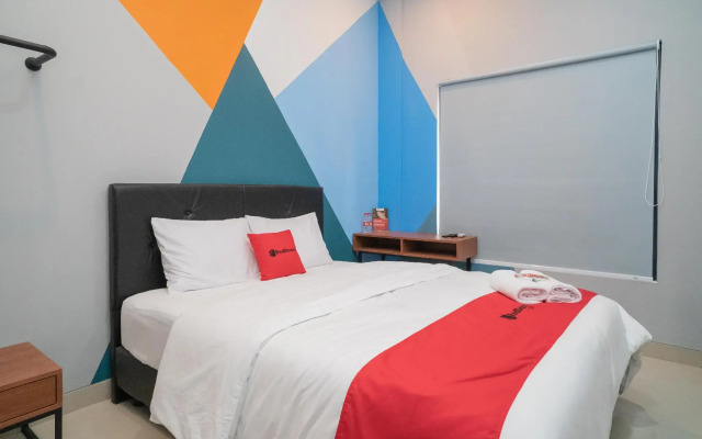 RedDoorz near Sindu Kusuma Edupark 3