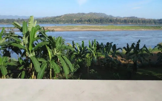 Reun Raem Loogmai Guest House