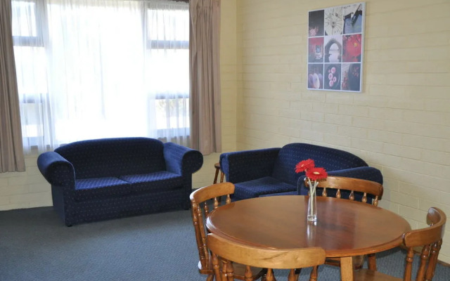 BEST WESTERN Melaleuca Motel