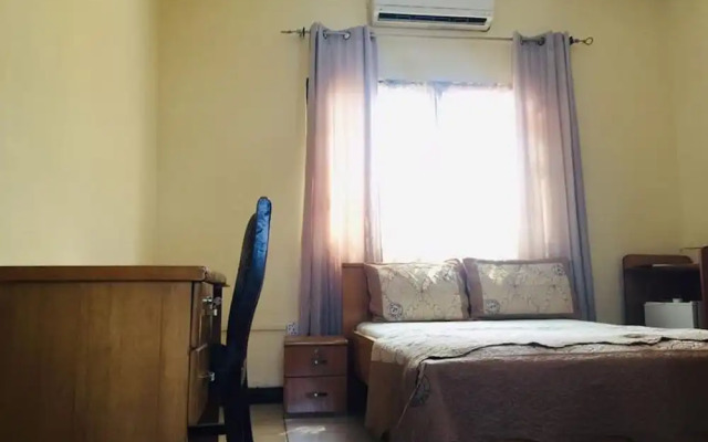 Room-single Room - Ground Floor in Accra