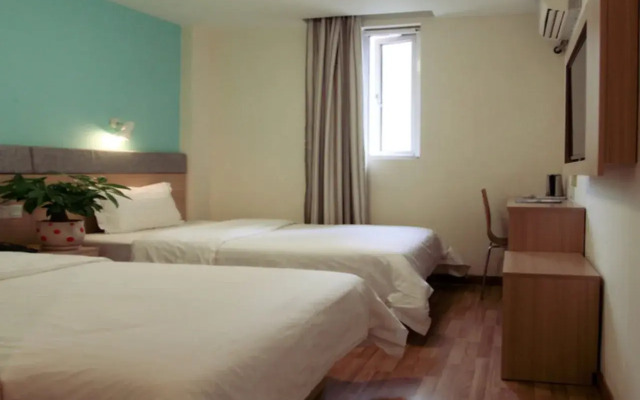 7 Days Premium Shenzhen Luohu Dongmen Branch