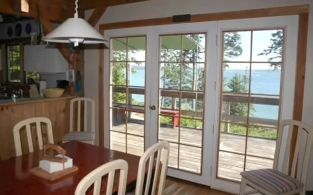 Oceanville Retreat - Three Bedroom Home