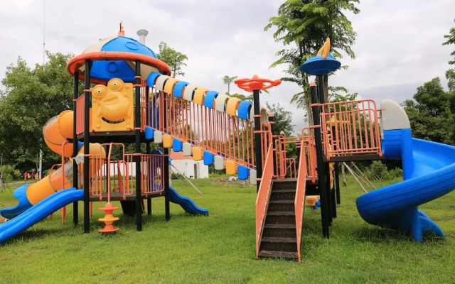 Romduol Island Chalet