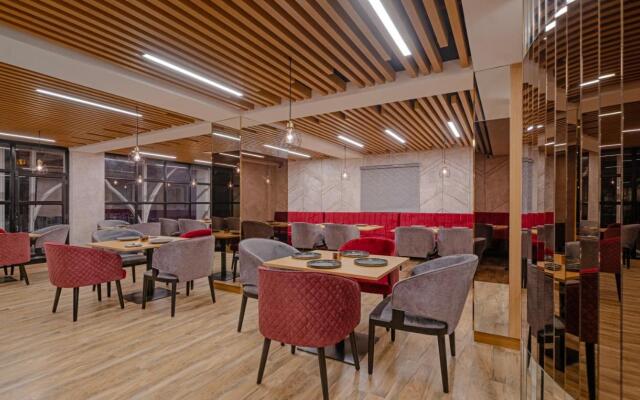 Treebo Premium D Consulate
