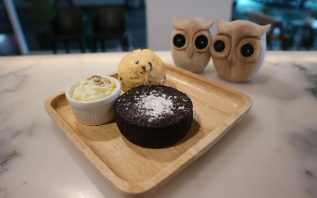 Ebina House