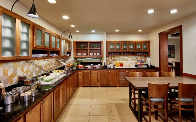 Hyatt Place Atlanta / Cobb Galleria