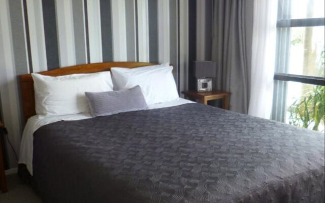Opua Boutique Seaview Motel