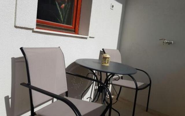 Apartment Vice mali