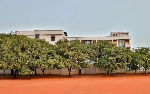 Shanthiniketan Homes by OYO Rooms