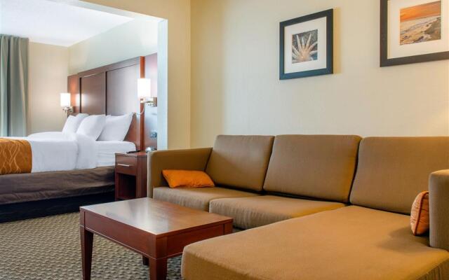 Comfort Inn & Suites Biloxi - D'Iberville