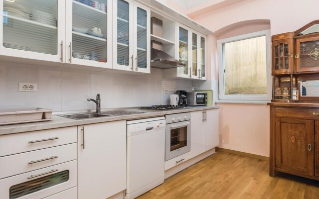 Amazing Home in Opatija with Hot Tub, WiFi & 3 Bedrooms