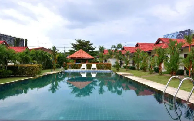 Phuket Airport Villa
