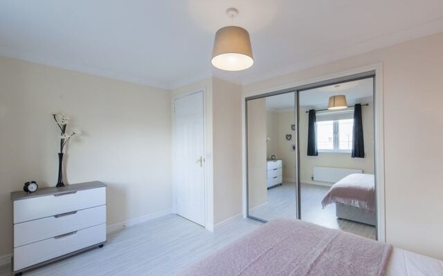 Duloch Apartments KW