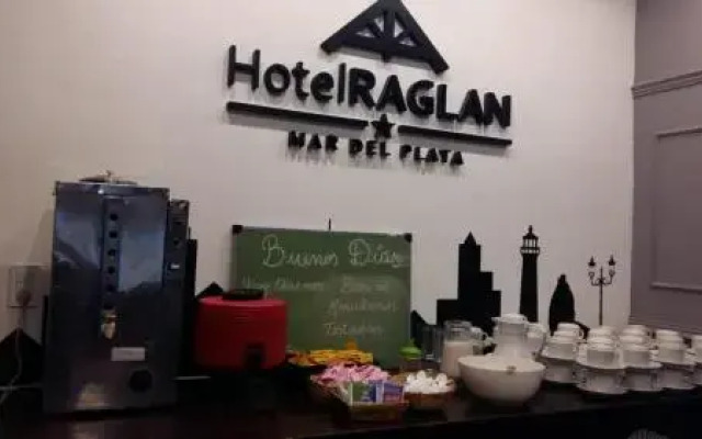 Hotel Raglan